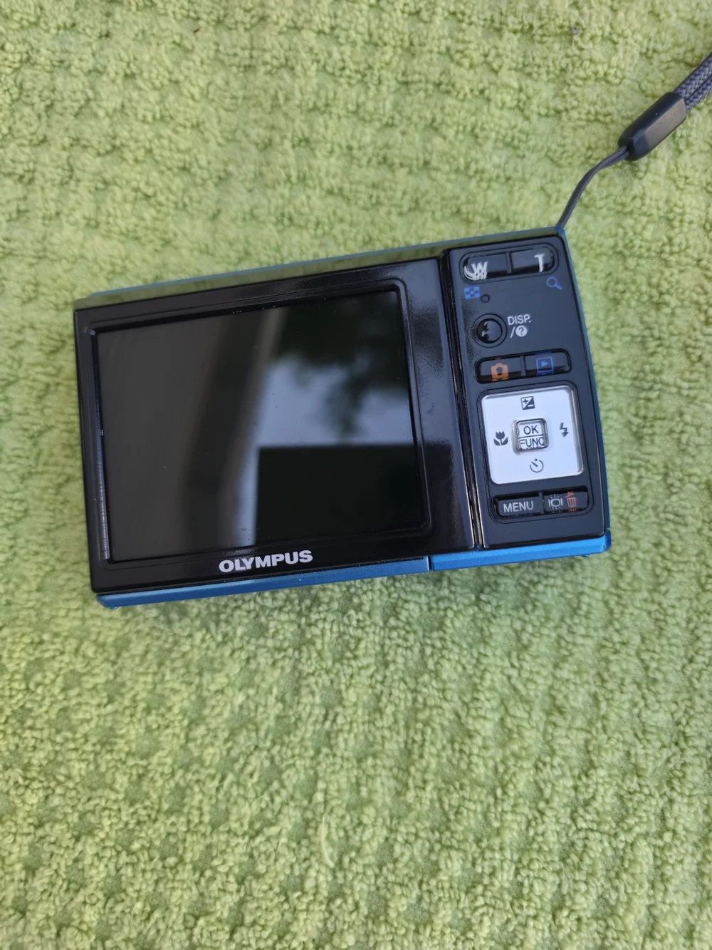 Olympus FE-370 8MP Blue Digital Camera 5x Optical Zoom + Lowepro Case – WORKING